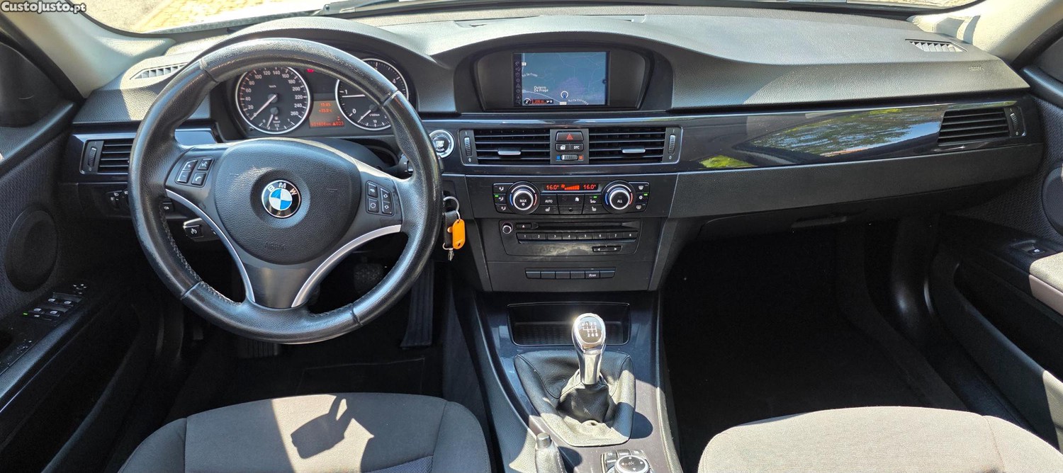 BMW 320 D 184cv SportLine — fotografia 10