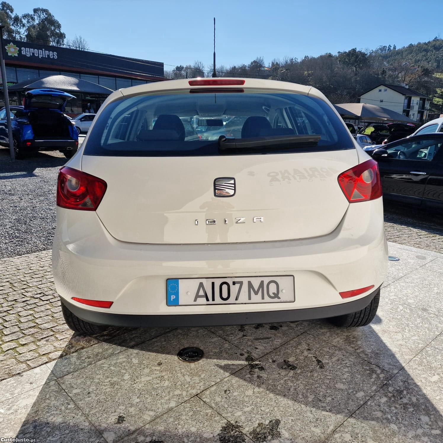 SEAT Ibiza 1.2 12V Style — fotografia 16