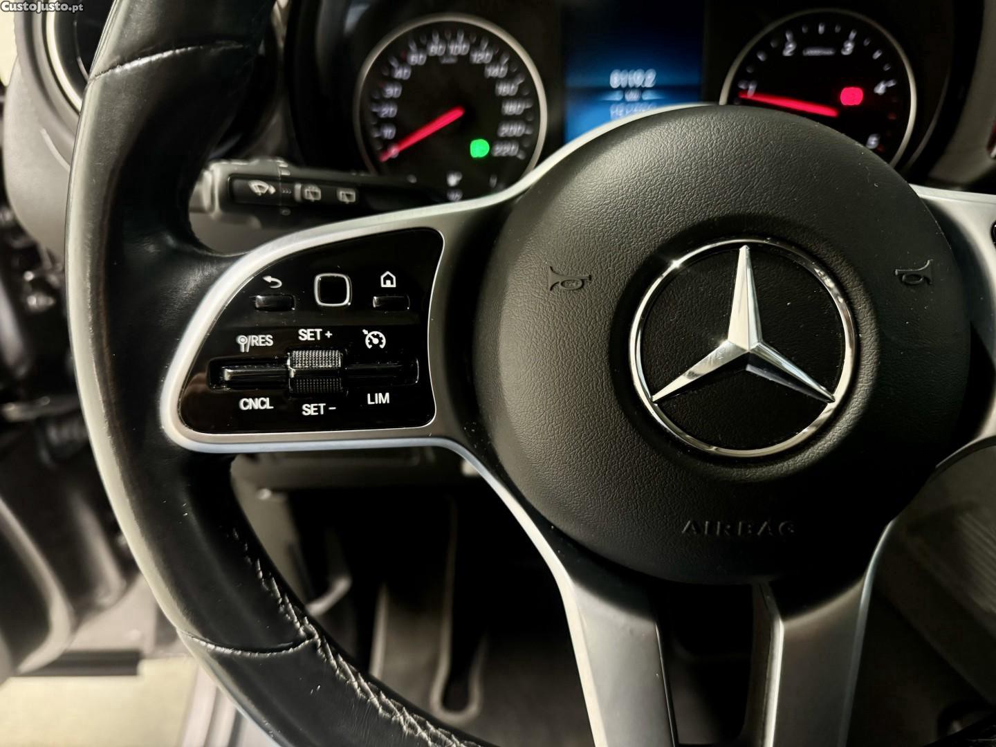 Mercedes-Benz T 180 d — fotografia 7