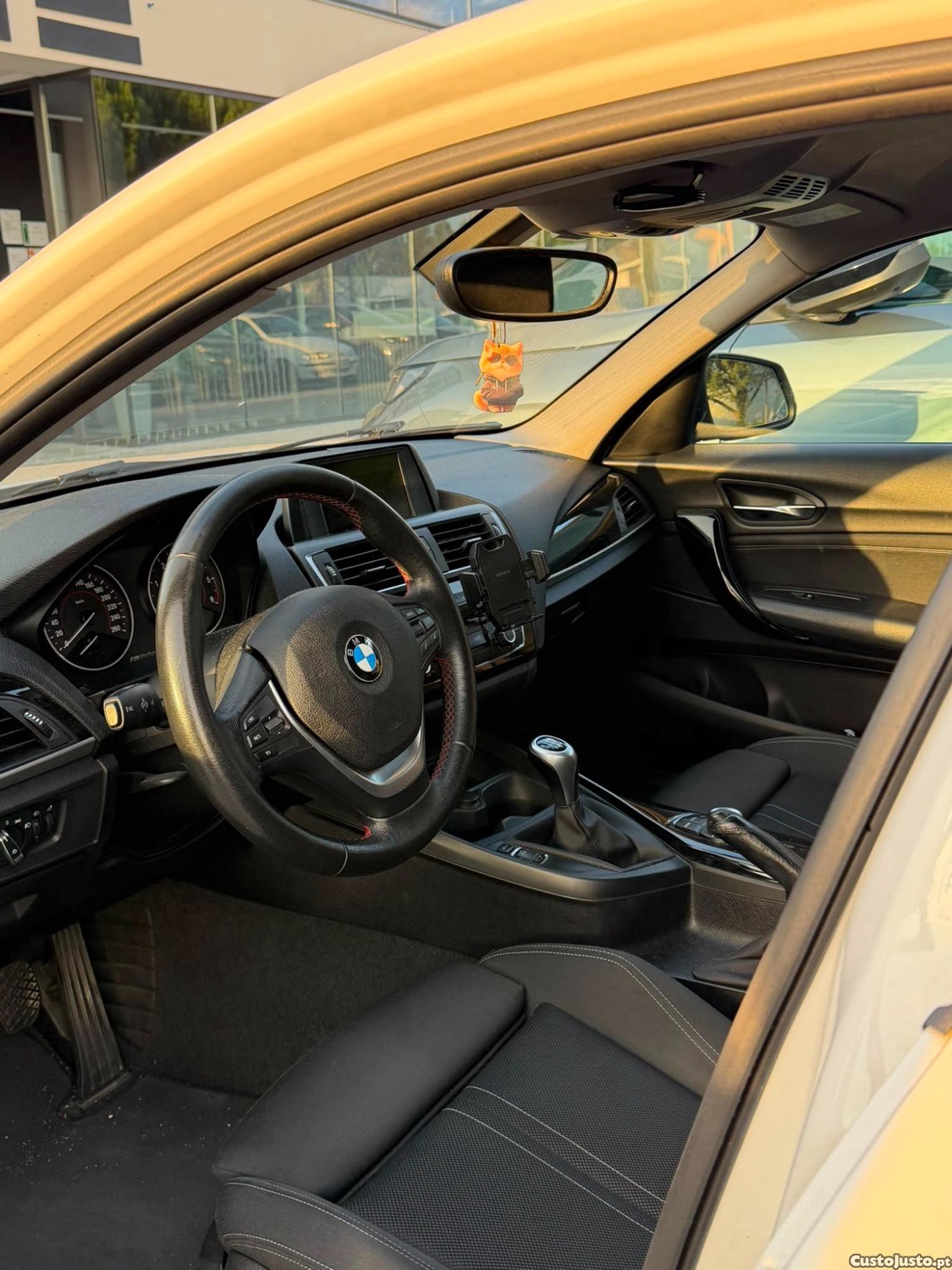 BMW 116 EfficientDynamics Edition Sport Line (F20 LCI) | 2017 | Pack M Exterior | Nacional — fotografia 4