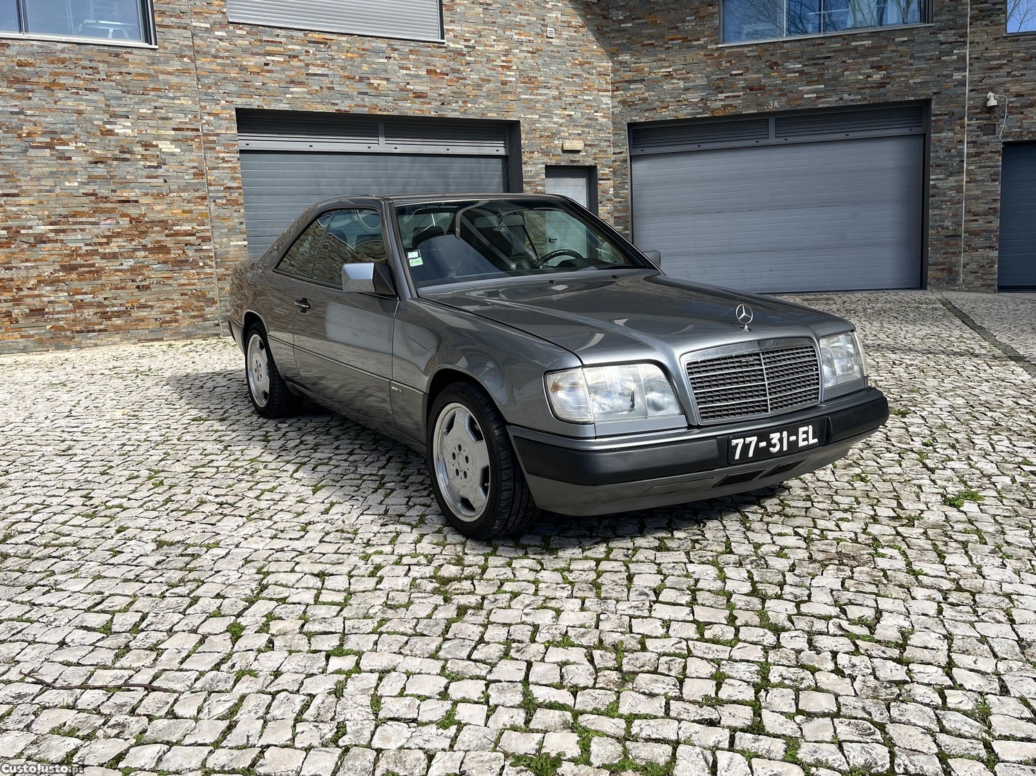 Mercedes-Benz E 200 Coupé (Certificado ACP) - NACIONAL - 94 — photo 3