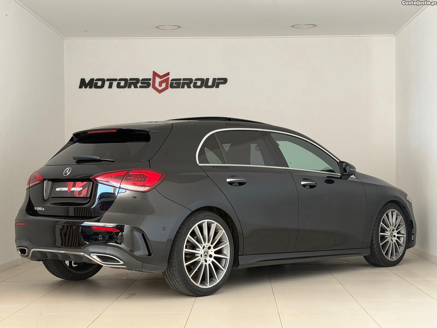 Mercedes-Benz A 180 d AMG Line Aut. — fotografia 2