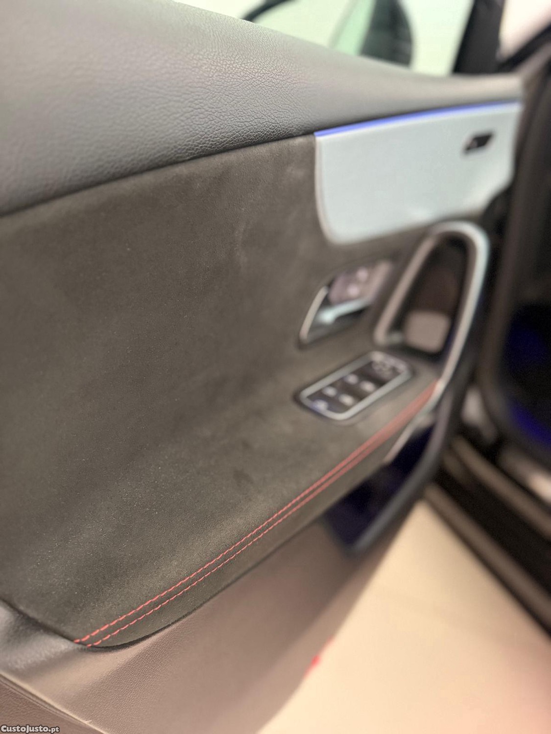 Mercedes-Benz A 180 d AMG Line Aut. — fotografia 4