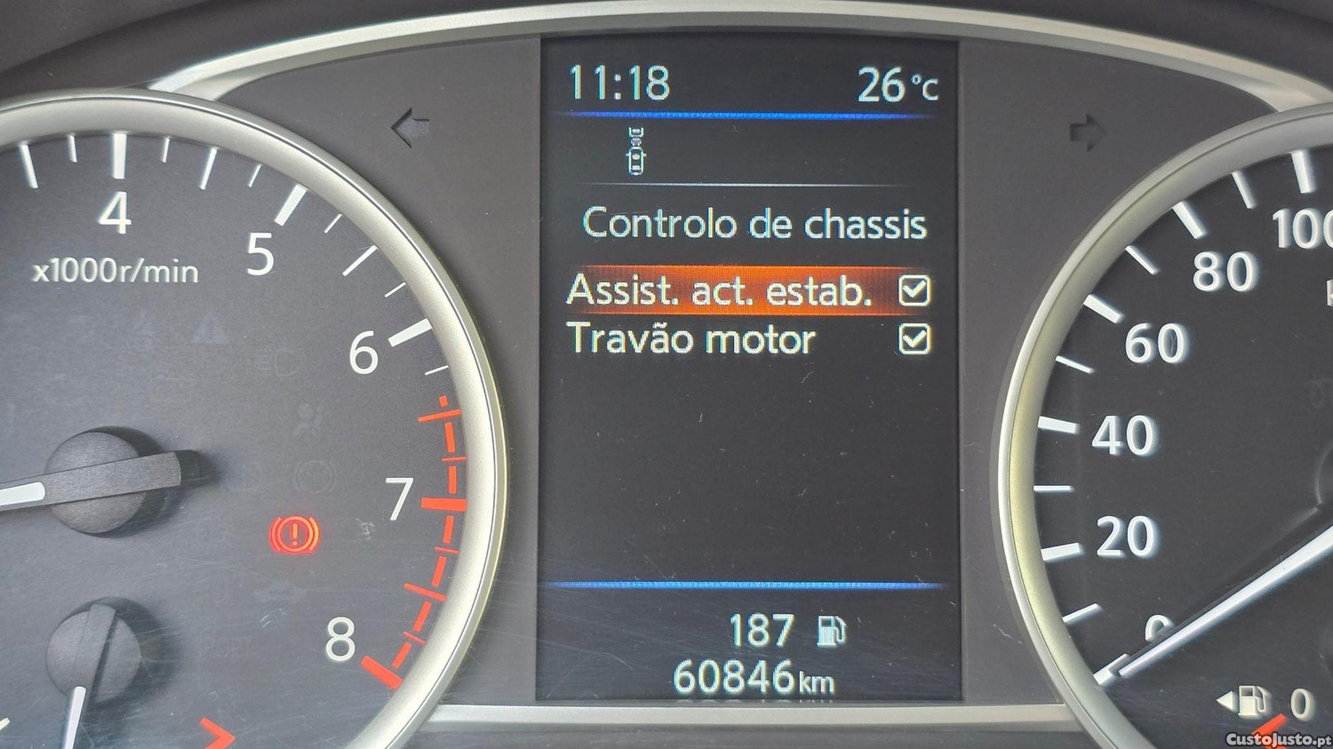 Nissan Micra 1.0 IG-T Acenta — fotografia 11