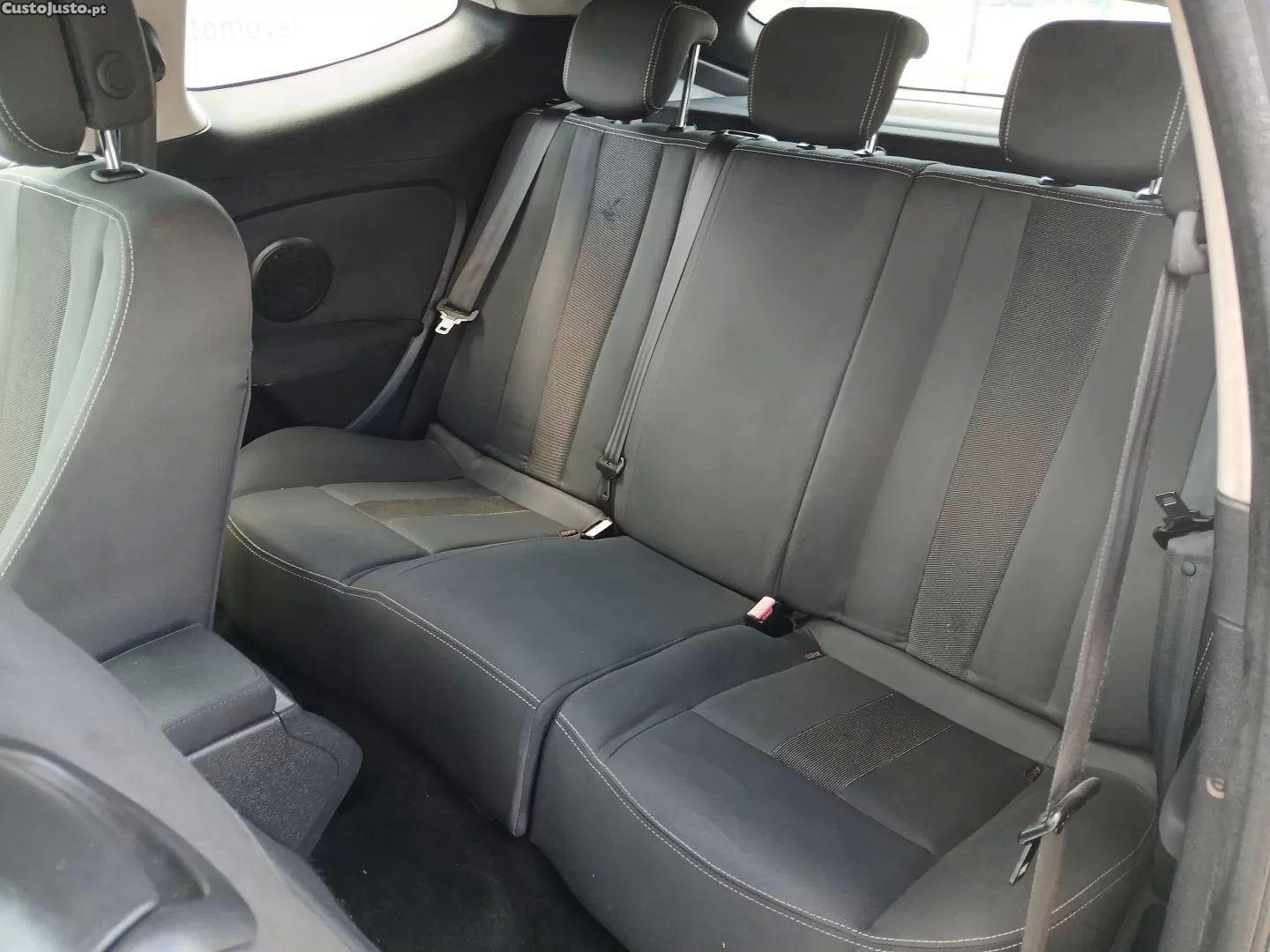 Renault Mégane 1.5 dci dynamique — fotografia 9