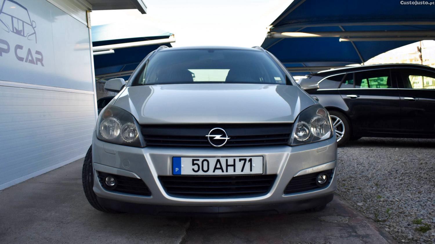 Opel Astra 1.7 CDTi Cosmo — photo 3