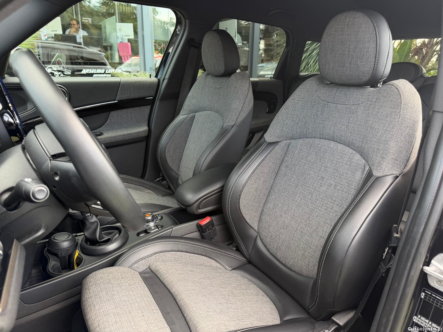 MINI Countryman Cooper SE ALL4 Untamed Edition Auto — fotografia 16