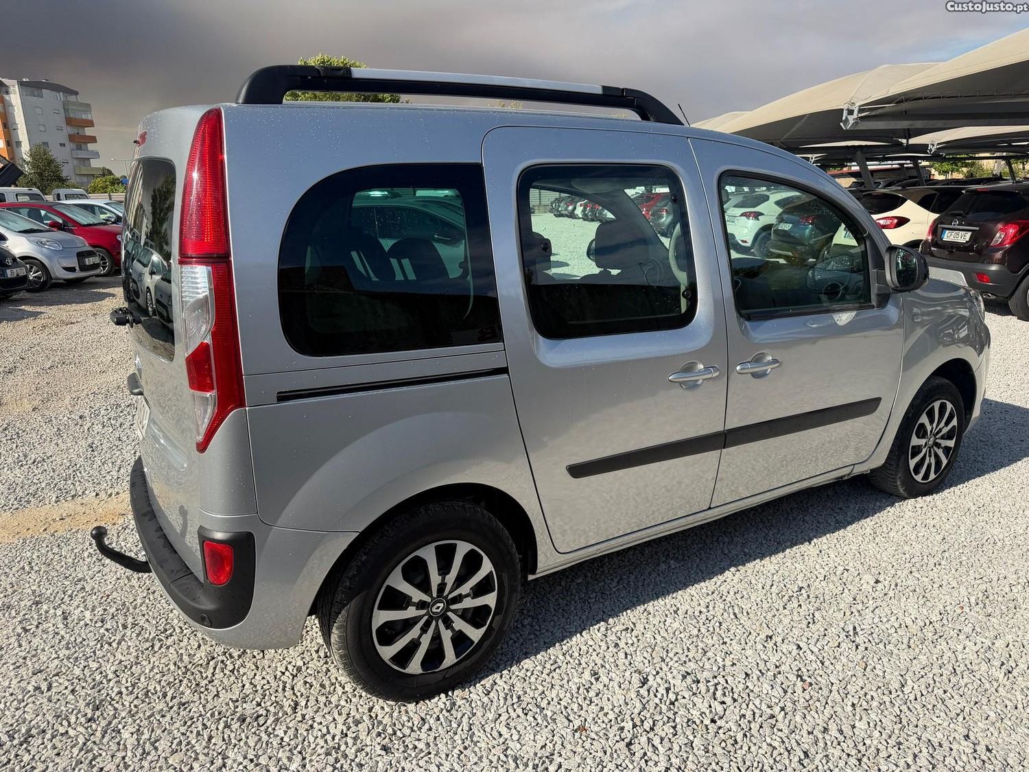 Renault Kangoo BLUE dCi 95 LIMITED — fotografia 10
