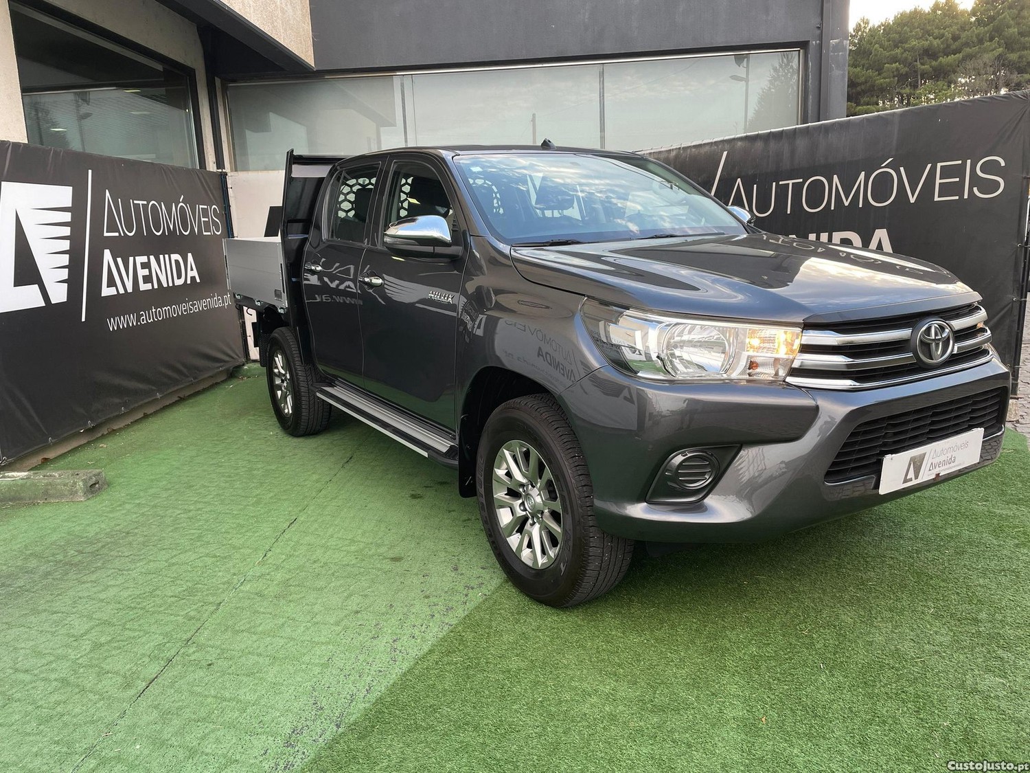 Toyota Hilux 2.4 D-4D 4WD CD CM — fotografia 18