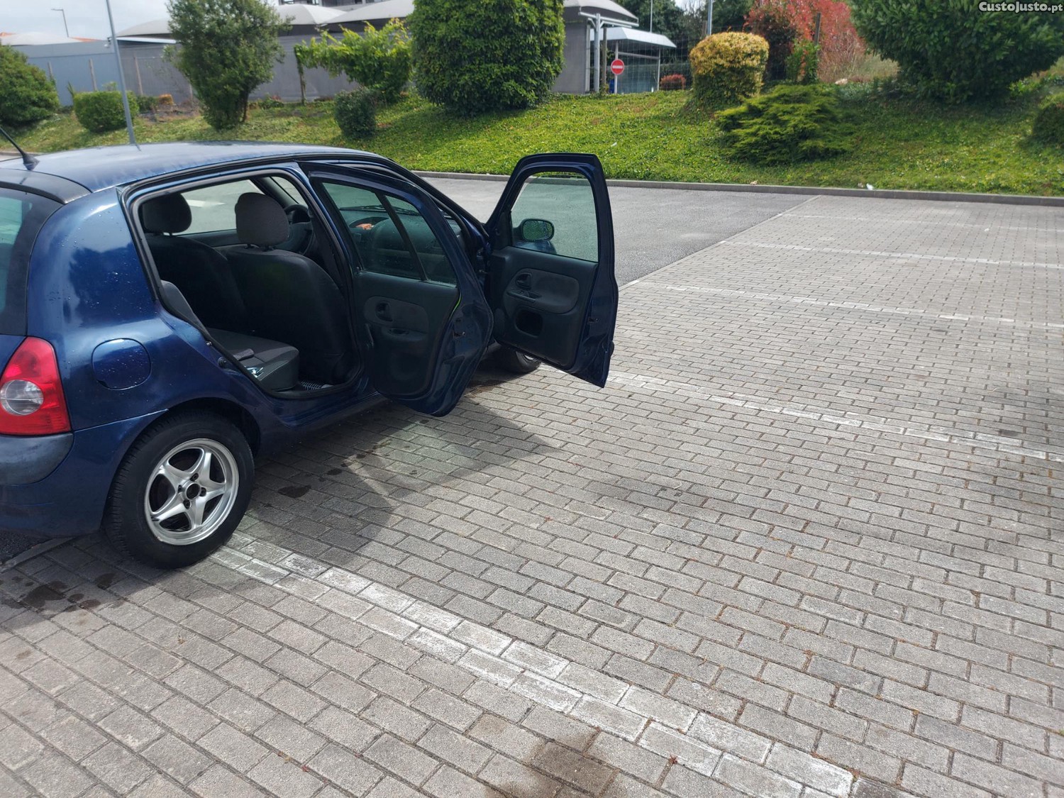 Renault Clio Faze 2 — fotografia 6