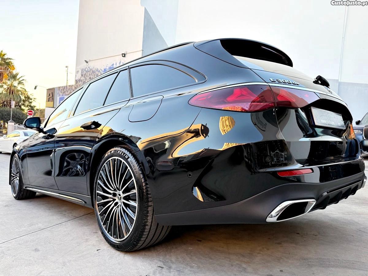 Mercedes-Benz E 300 AMG Package Plug-In Hybrid — fotografia 9