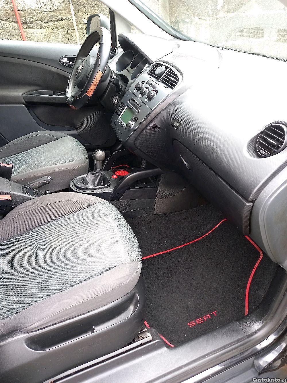 SEAT Altea xl — fotografia 2