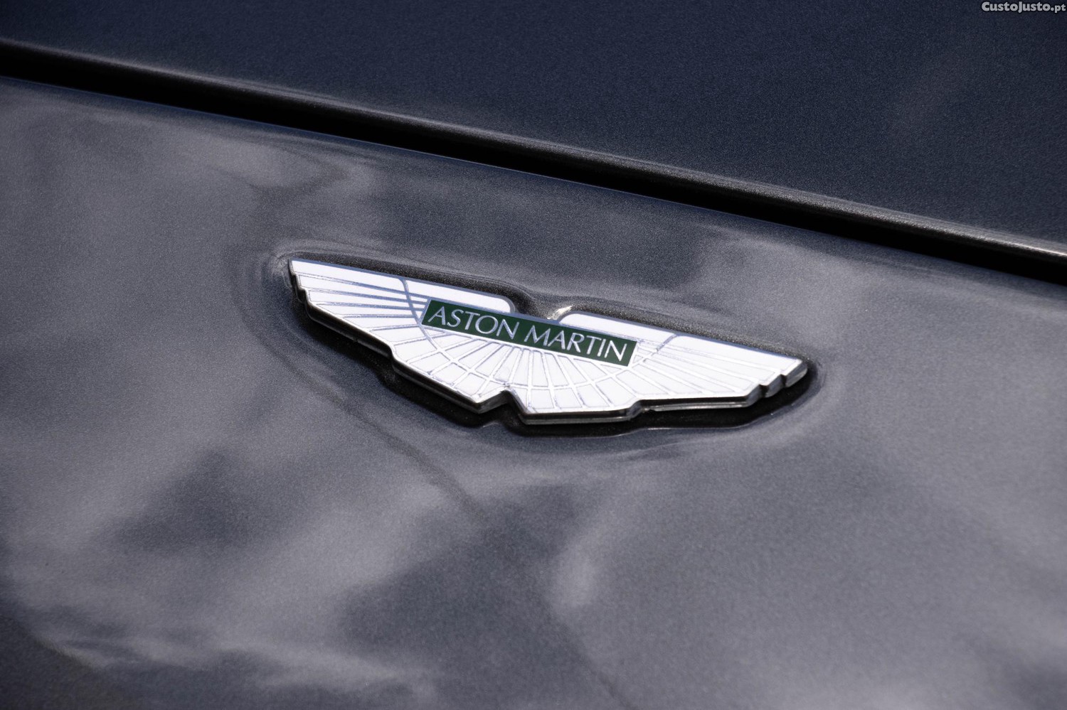 Aston Martin V12 Vanquish S — fotografia 16
