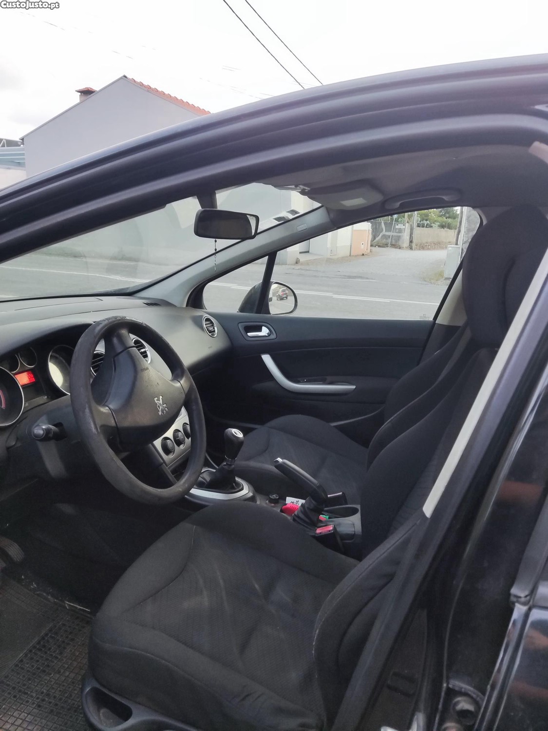 Peugeot 308 1 — fotografia 3