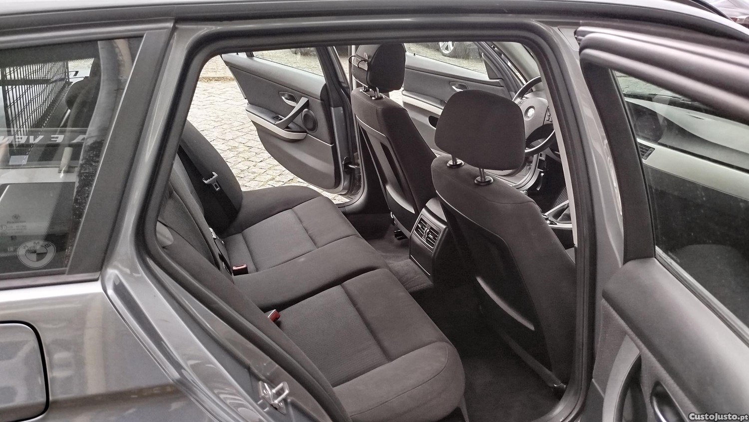 BMW 318 d Touring — fotografia 11