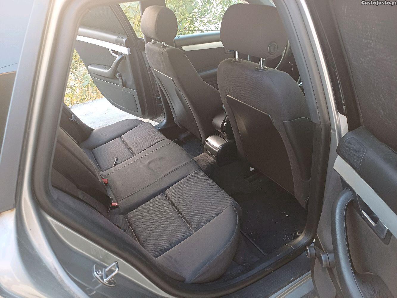 Audi A4 Avant 1.9Tdi 130cv cx6 — fotografia 4