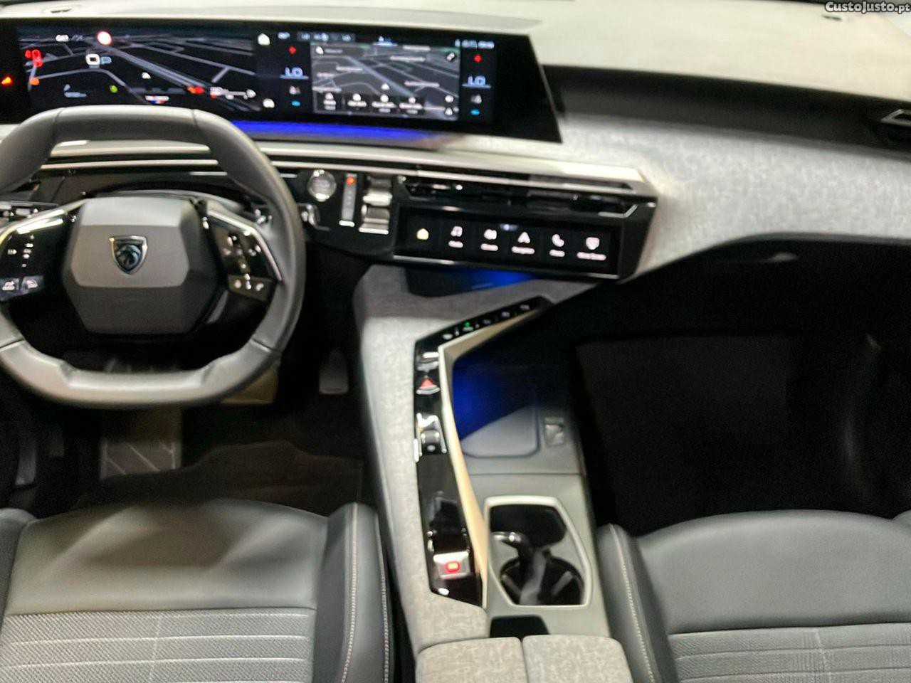 Peugeot 3008 1.2 Hybrid Allure e-DCS6 — fotografia 15