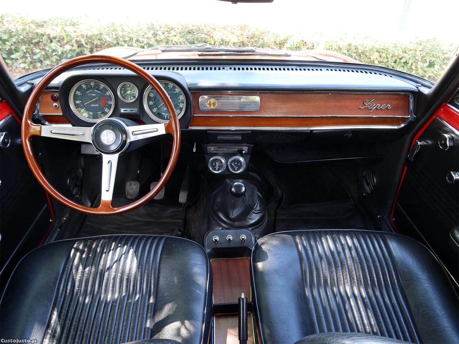 Alfa Romeo Giulia 1600 Super — fotografia 12