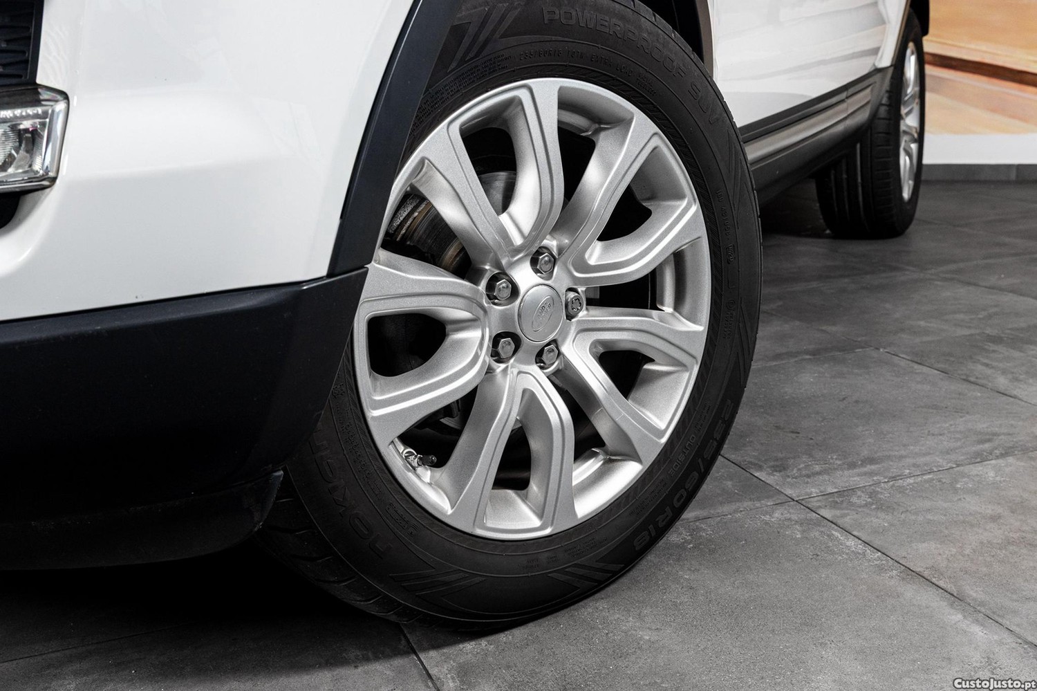 Land Rover Evoque 2.2 TD4 Pure — fotografia 18