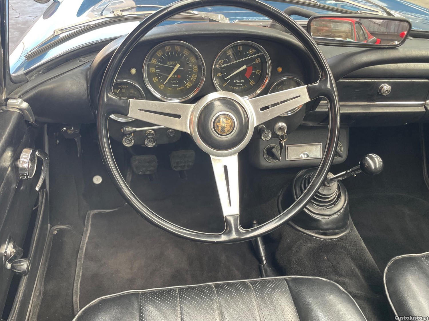 Alfa Romeo Spider 2600 touring — fotografia 4
