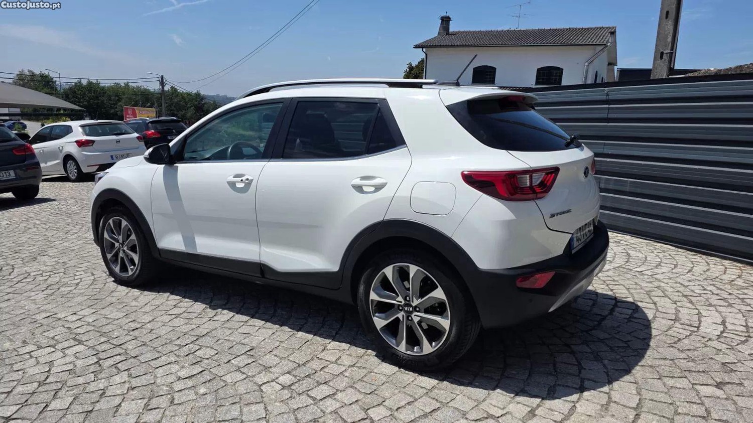 Kia Stonic 1.0 t-gdi - 120 cv — fotografia 23