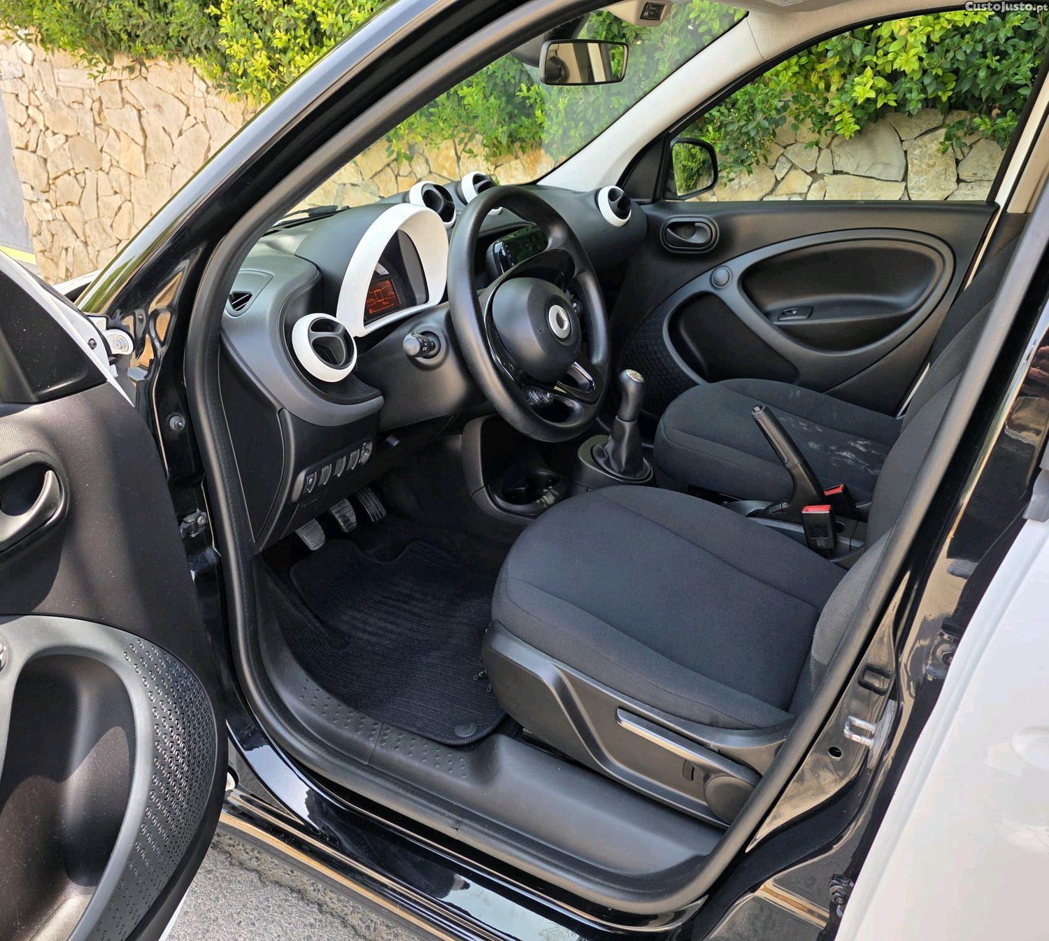 Smart Forfour Gasolina Semi novo. 2019 — fotografia 5