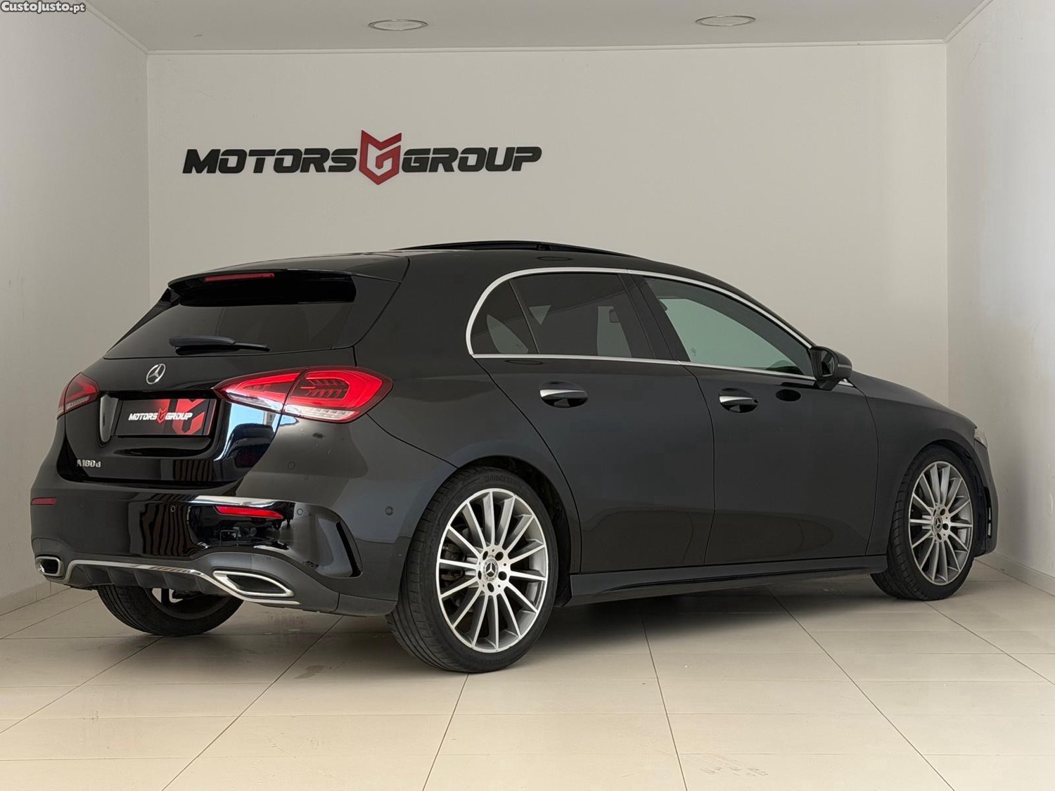 Mercedes-Benz A 180 d AMG Line Aut. — fotografia 3