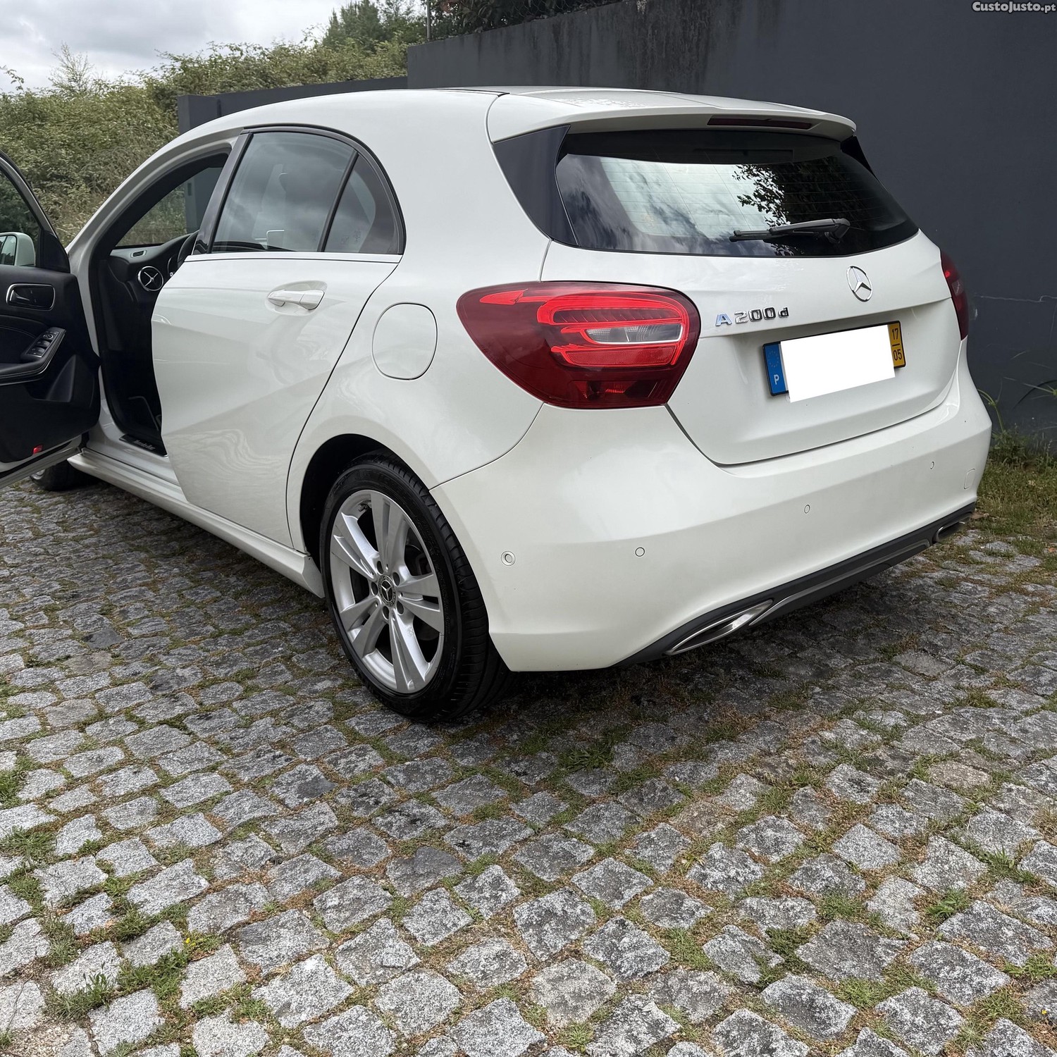 Mercedes-Benz A 200 Urban — fotografia 9