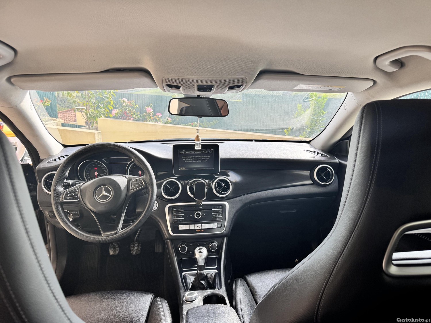 Mercedes-Benz CLA 180 Shooting Brake Urban — fotografia 6
