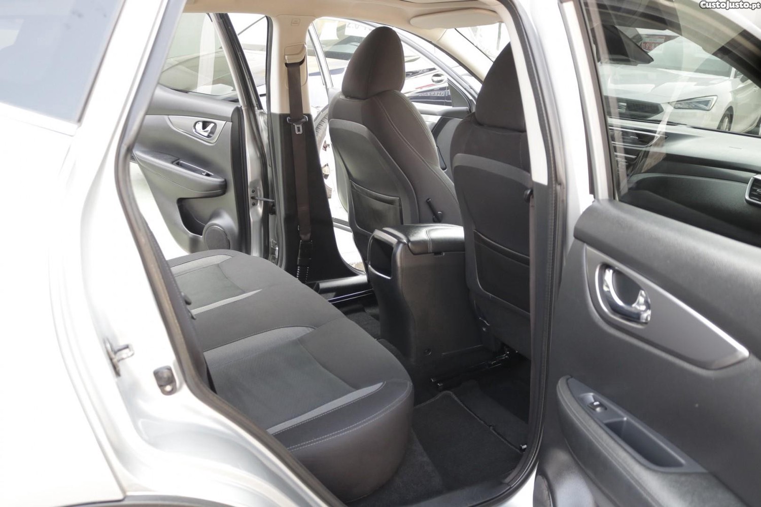 Nissan Qashqai 1.5 DCI N-Connecta 115cv — fotografia 36