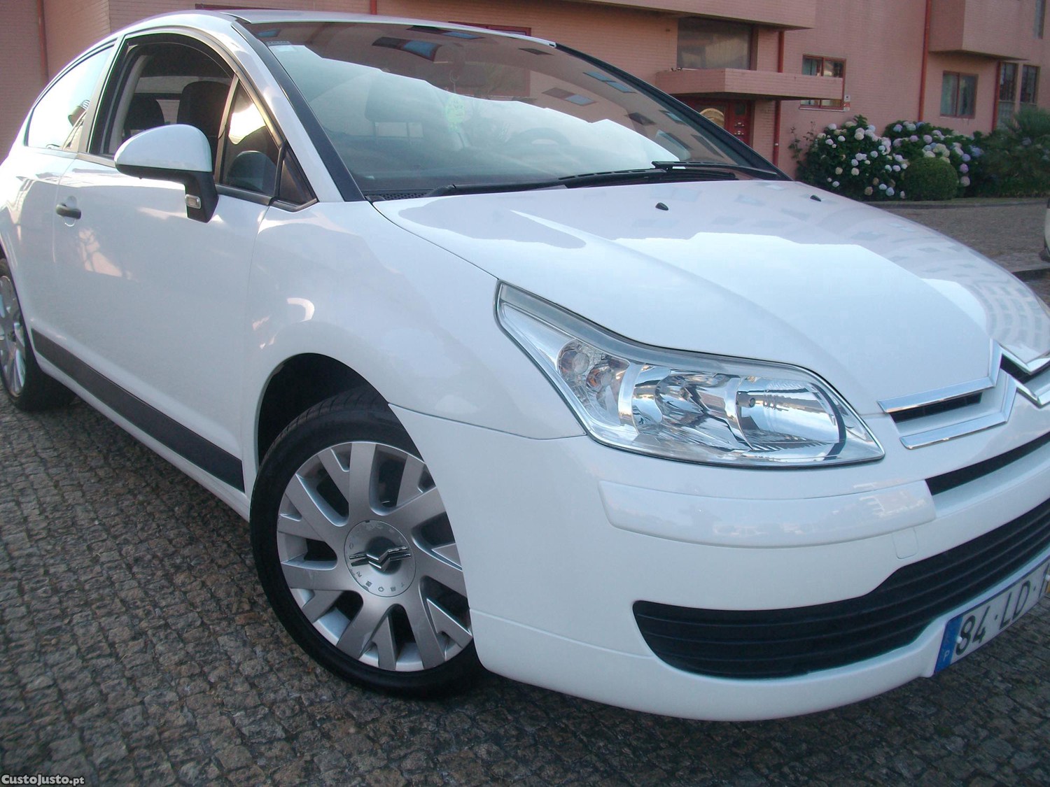 Citroën C4 1.6 HDI Coupe — fotografia 11