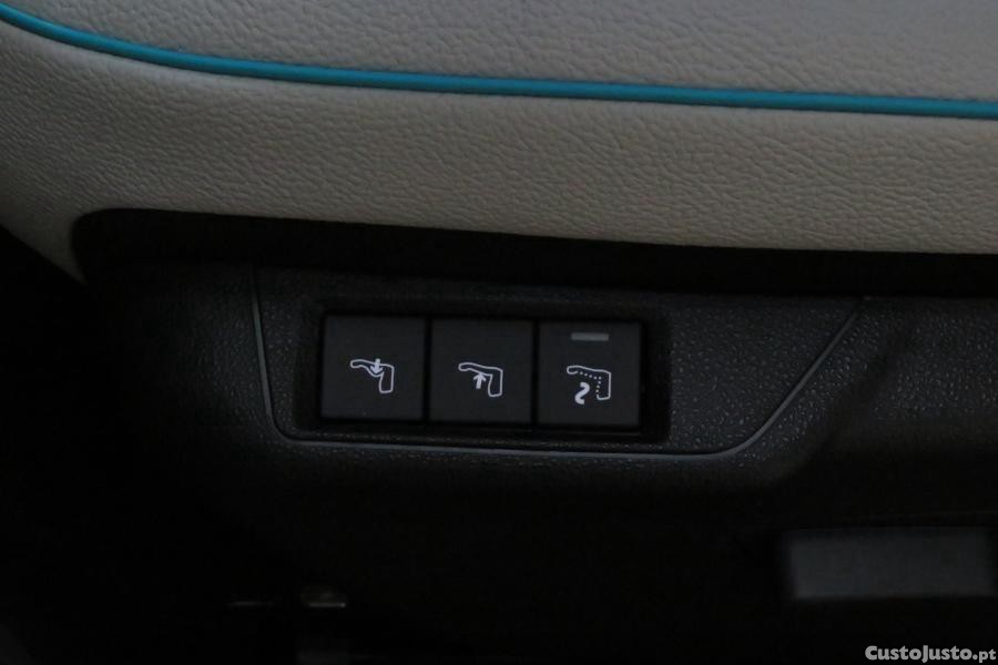 Fiat 600 1.2 Hybrid La Prima — fotografia 11