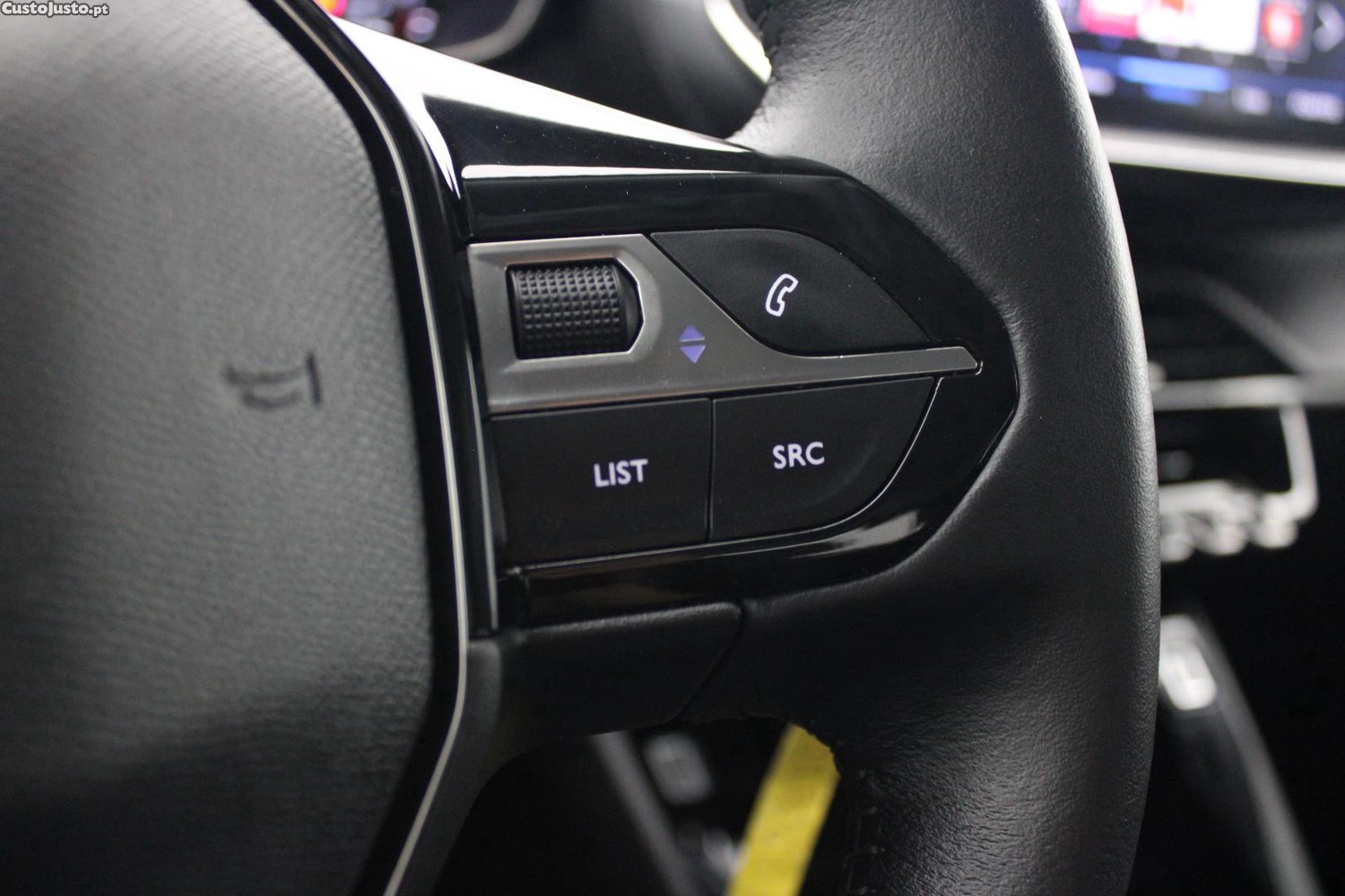 Peugeot 2008 1.5 BHDI ACTIVE — fotografia 19