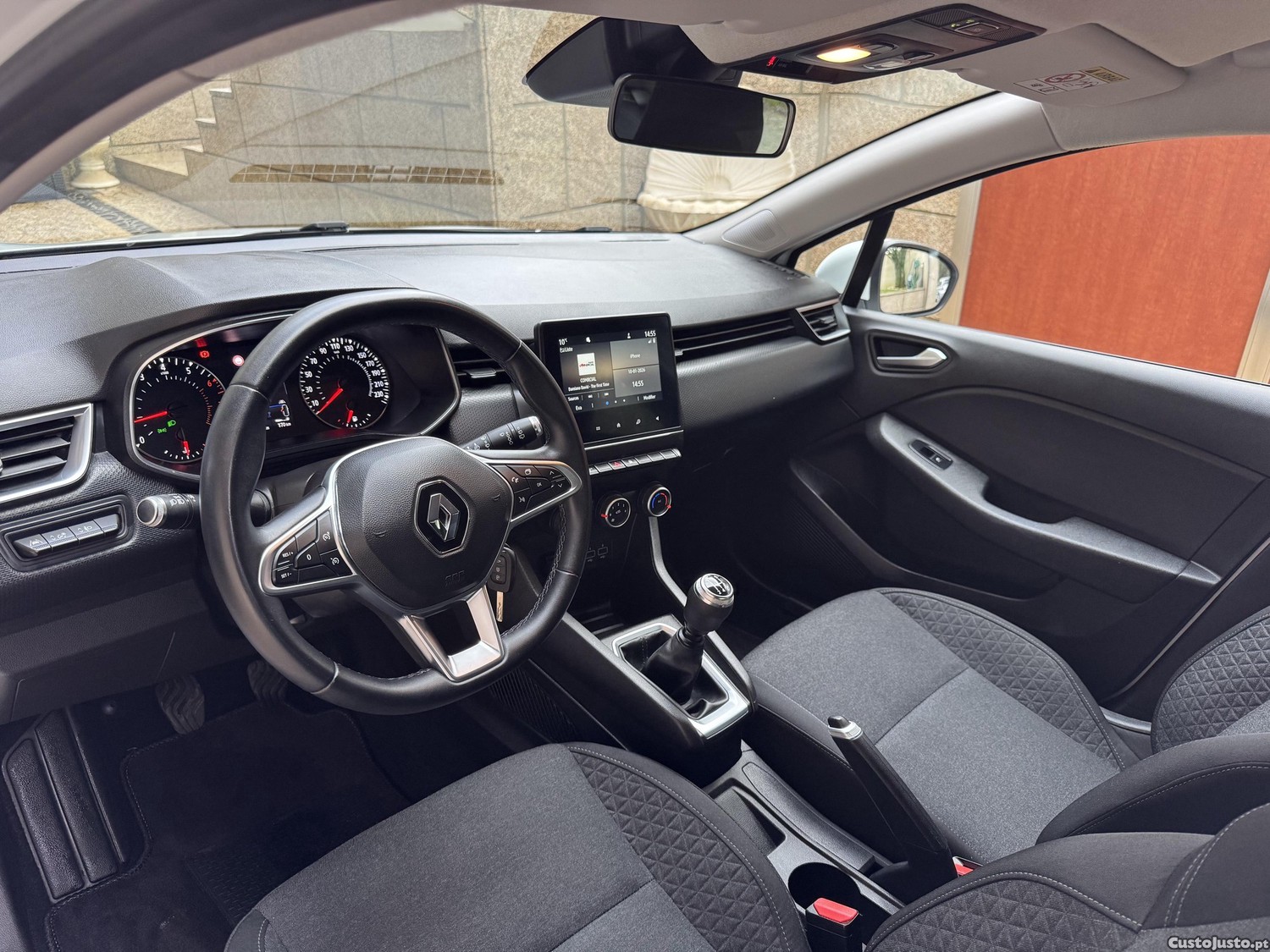 Renault Clio 1.0 Intens 2020 45.000kms — fotografia 3