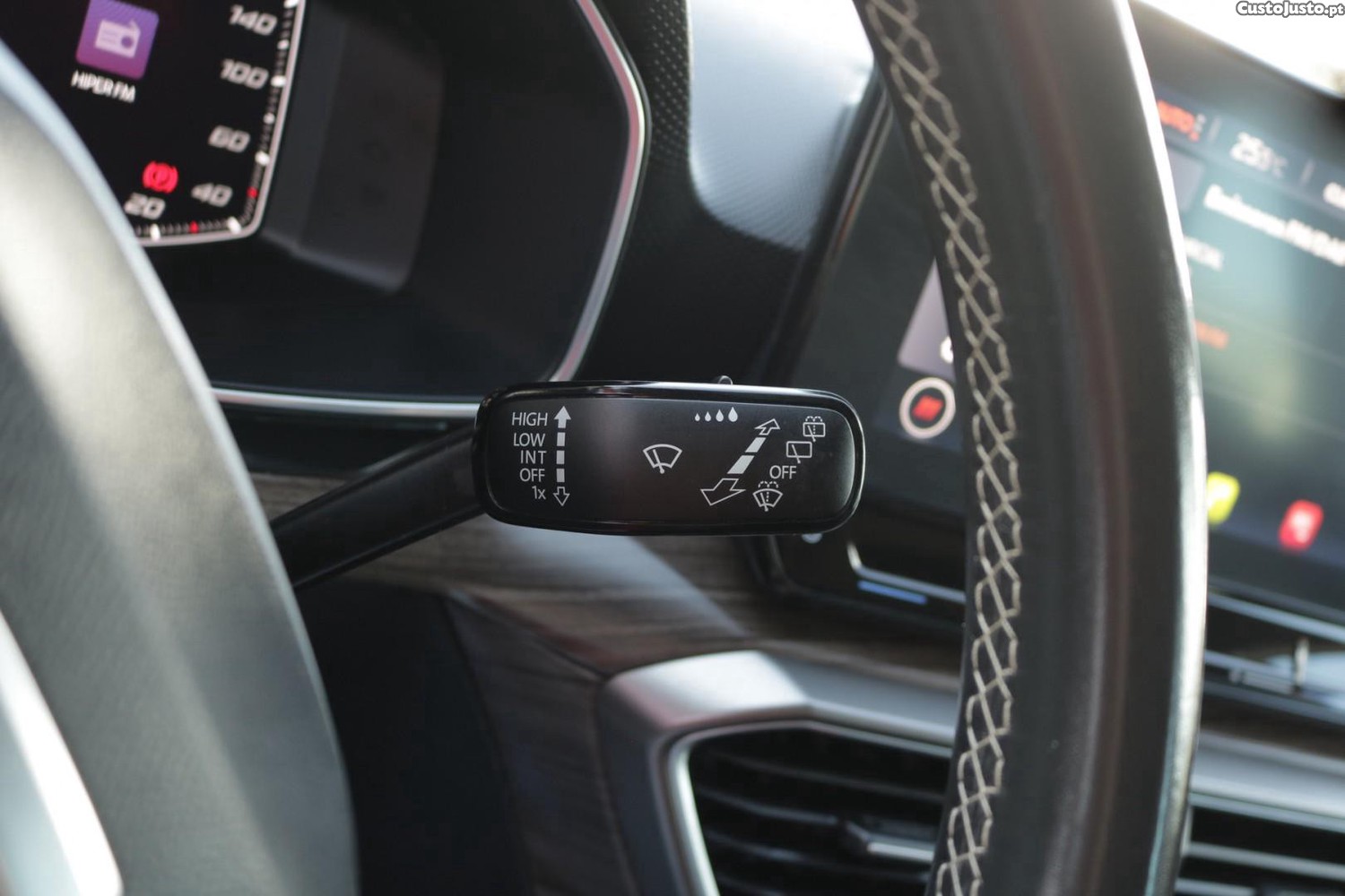 SEAT Leon 1.4 e-Hybrid Xcellence DSG 204cv — fotografia 23