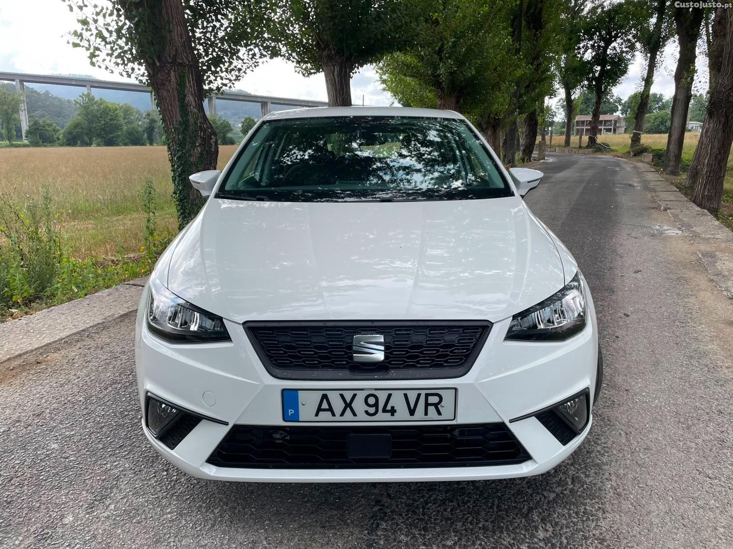 Seat Ibiza 1.0 TSI — photo 2