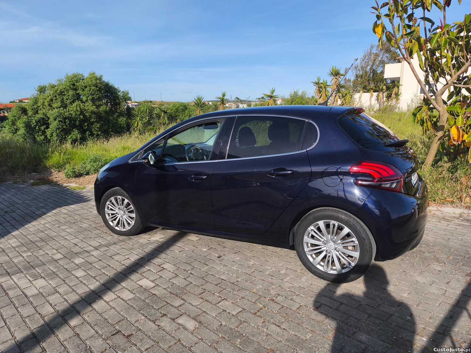 Peugeot 208 alure — fotografia 5