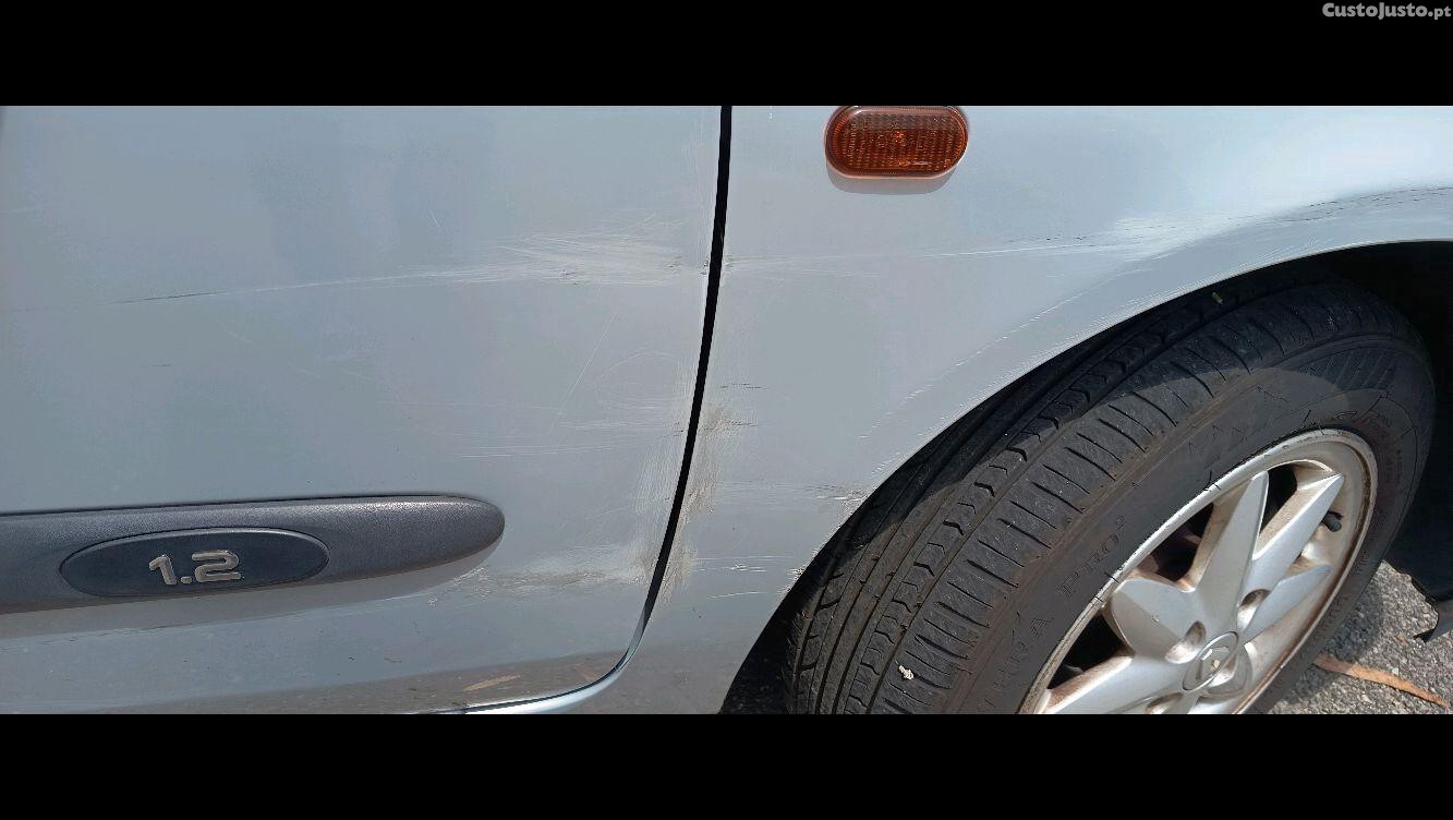 Renault Clio 1.2 — fotografia 2