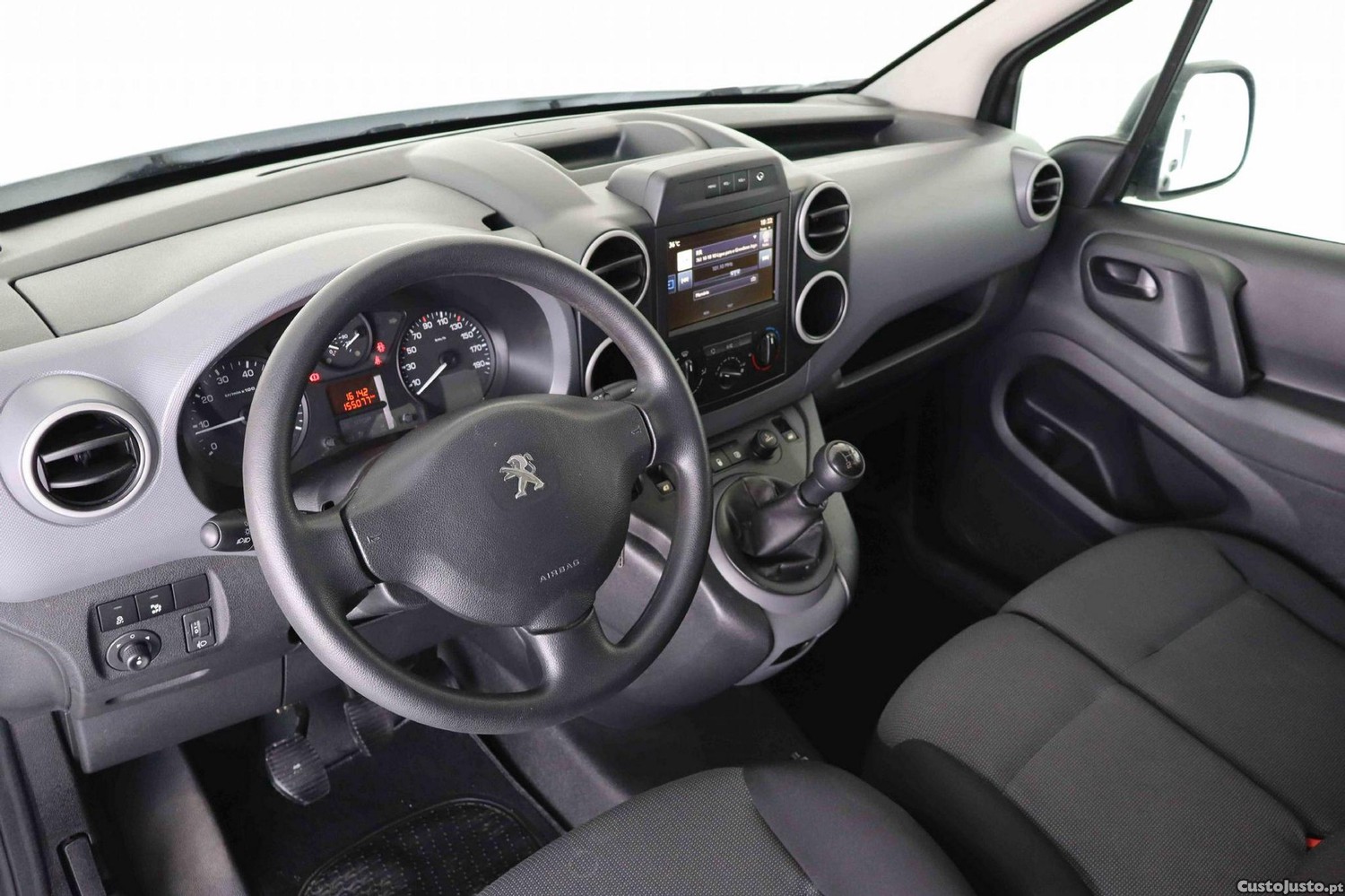 Peugeot Partner 1.6 BlueHDi Confort — fotografia 15