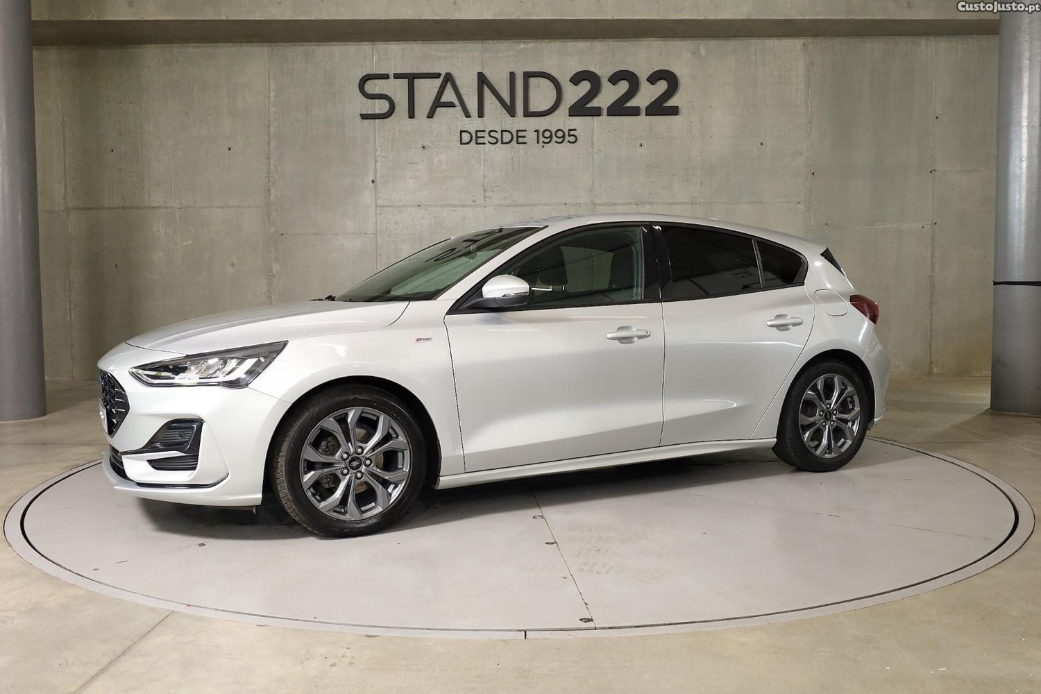 Ford Focus 1.0 EcoBoost MHEV ST-Line Aut. — fotografia 16
