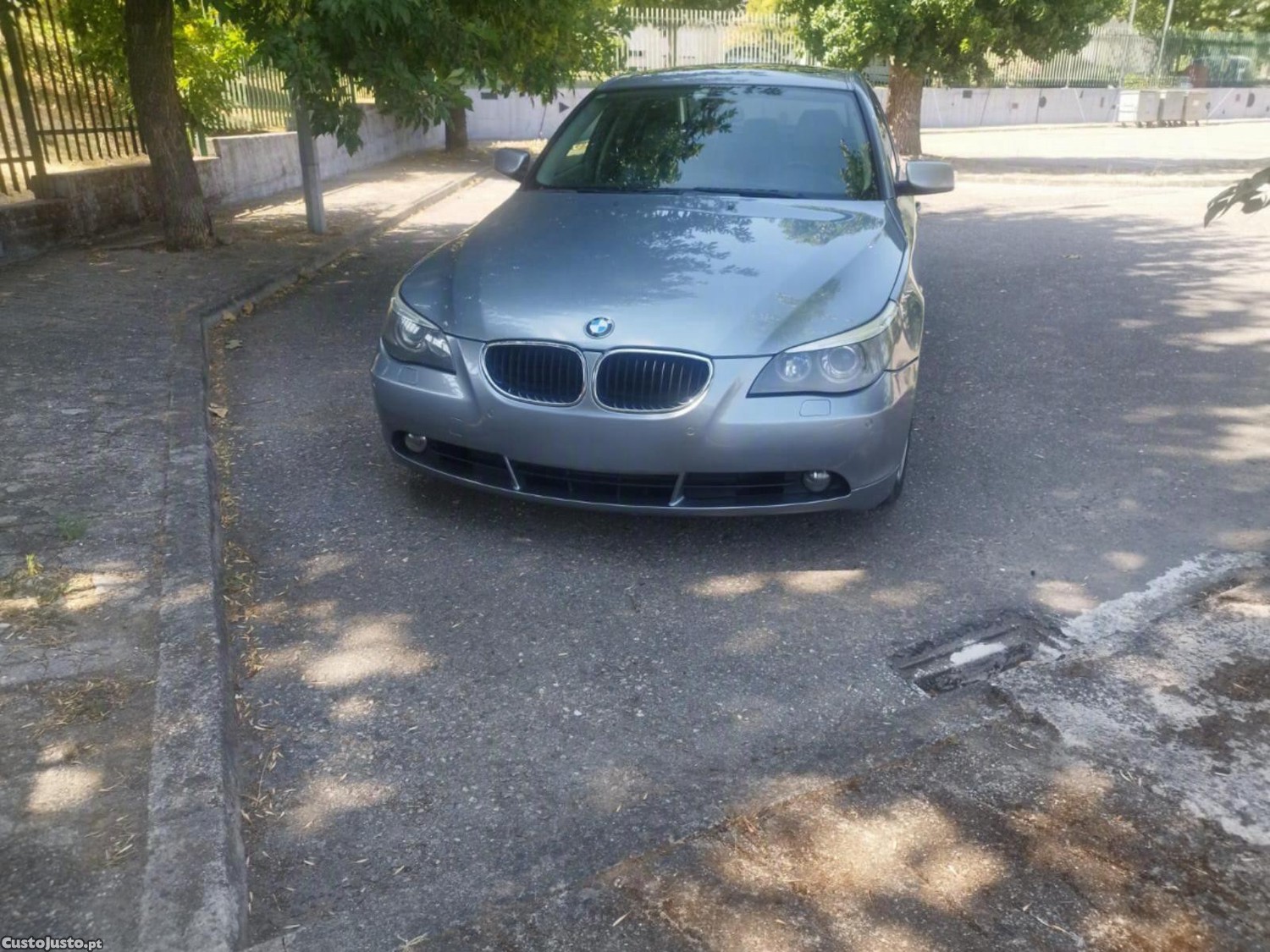 BMW 530 560L (5 SERIES) — fotografia 2