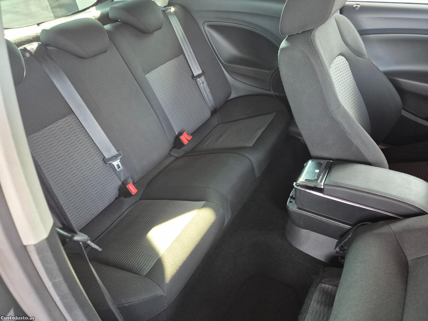 SEAT Ibiza 1.6 sport — fotografia 4