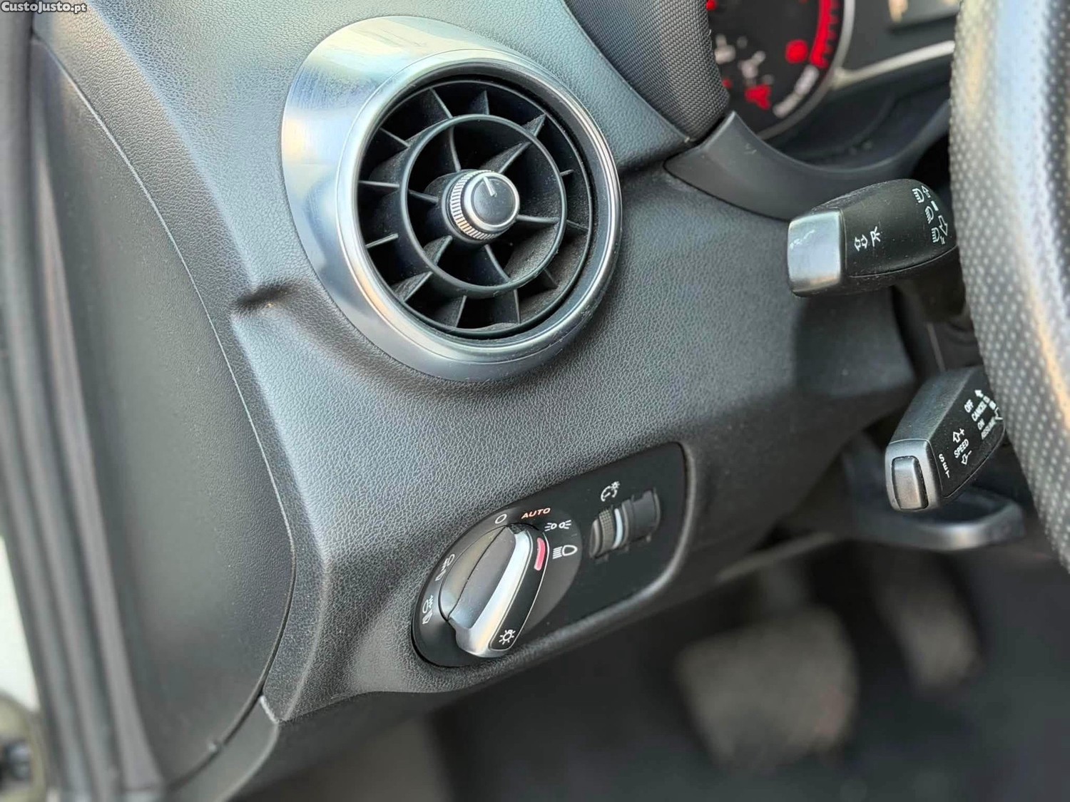 Audi A1 Sportback 1.4 TFSi S-line S-Tronic — fotografia 11