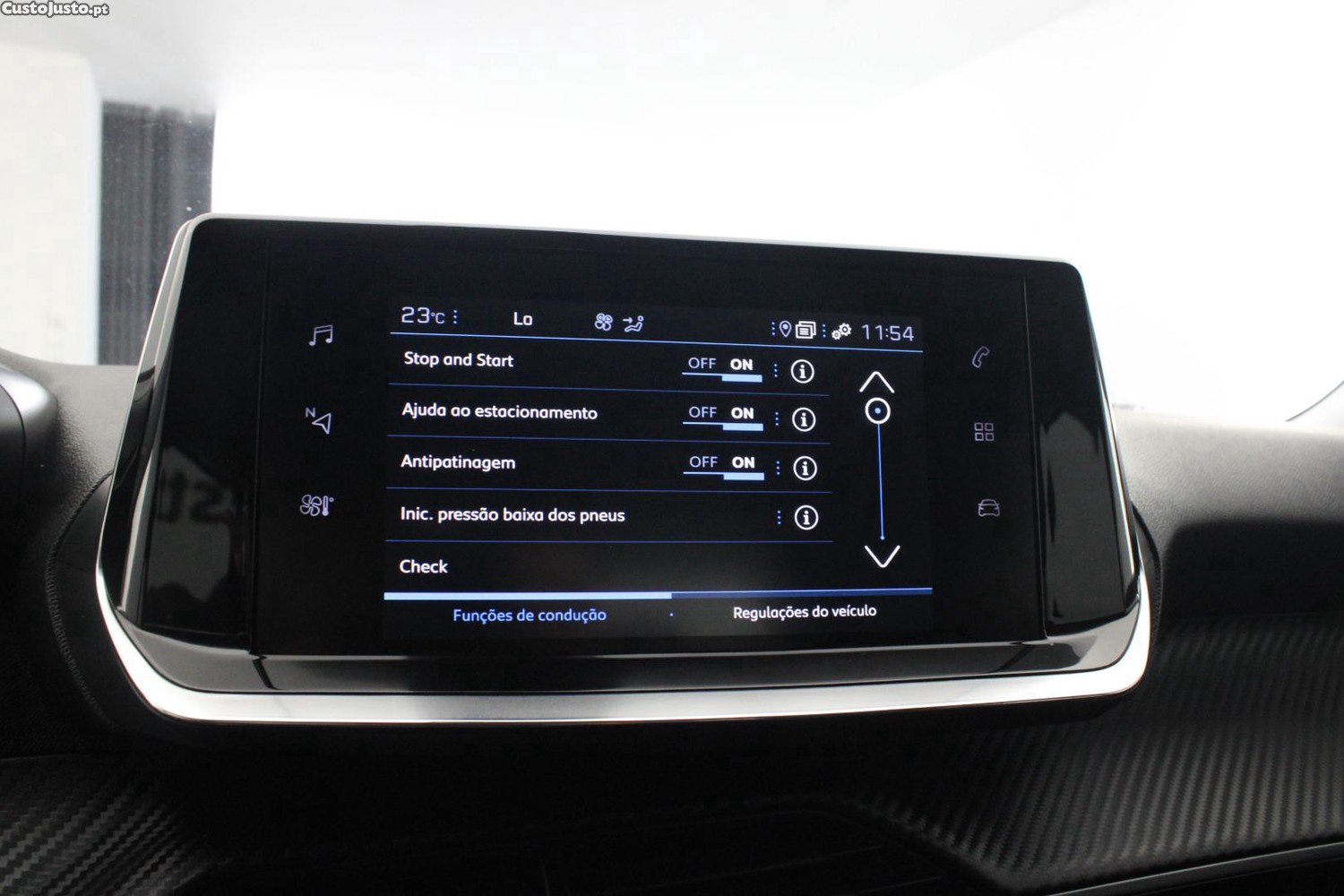 Peugeot 2008 1.5 BHDI ACTIVE — fotografia 18