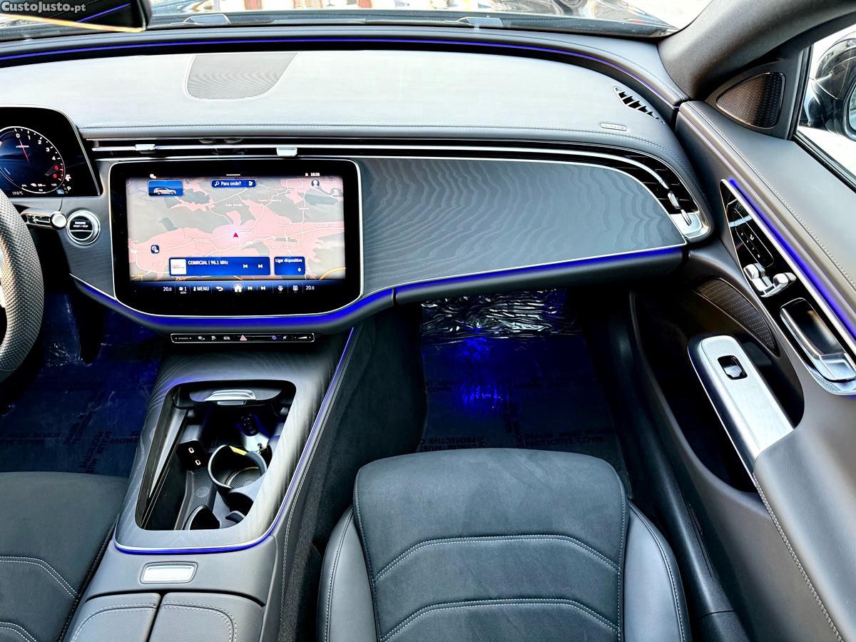 Mercedes-Benz E 300 AMG Package Plug-In Hybrid — fotografia 50