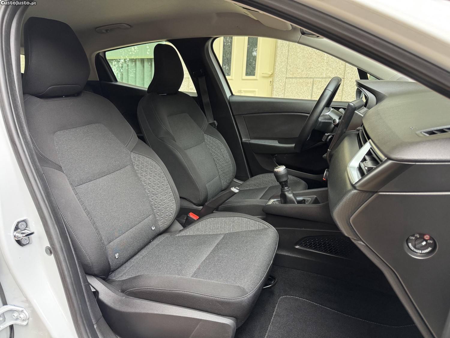 Renault Clio 1.0 Intens 2020 45.000kms — fotografia 7