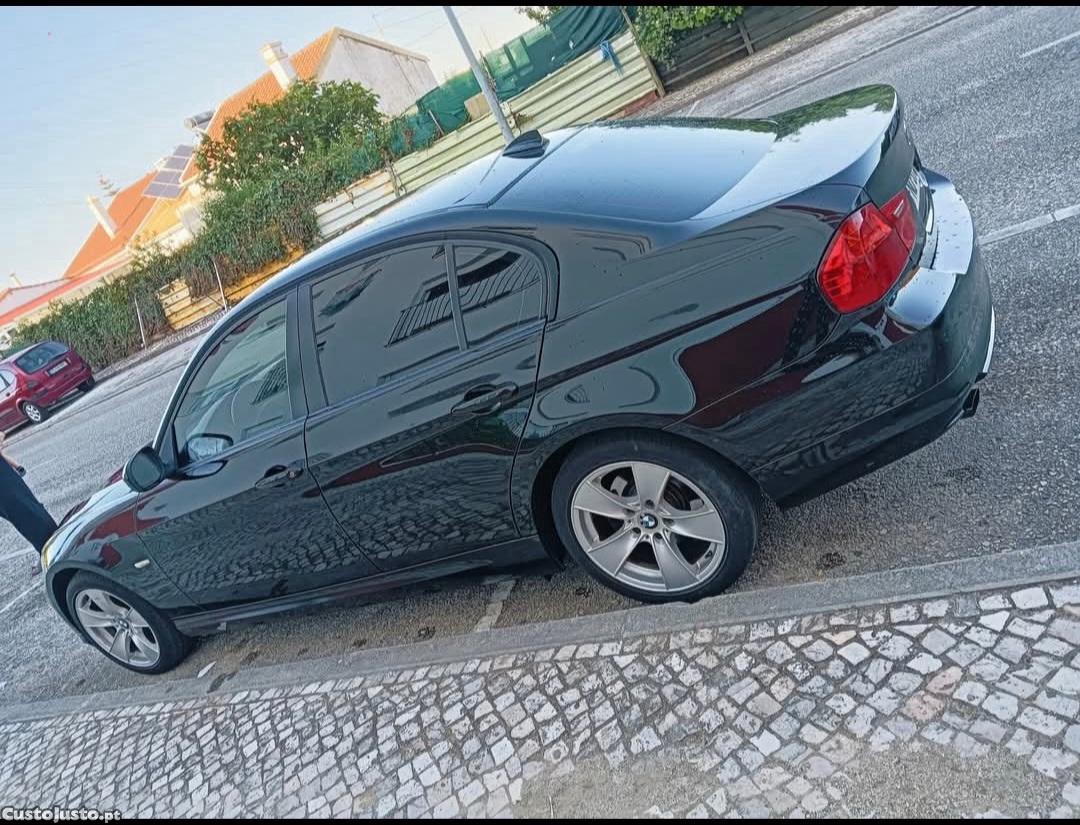 BMW 318 2000 — fotografia 9