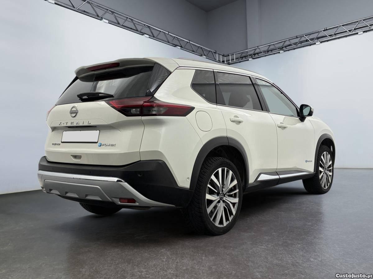 Nissan X-Trail e-Power e-4ORCE Tekna+ — fotografia 9