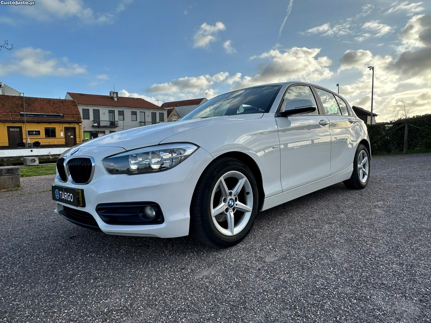 BMW 116 d EfficientDynamics Line Sport — fotografia 15