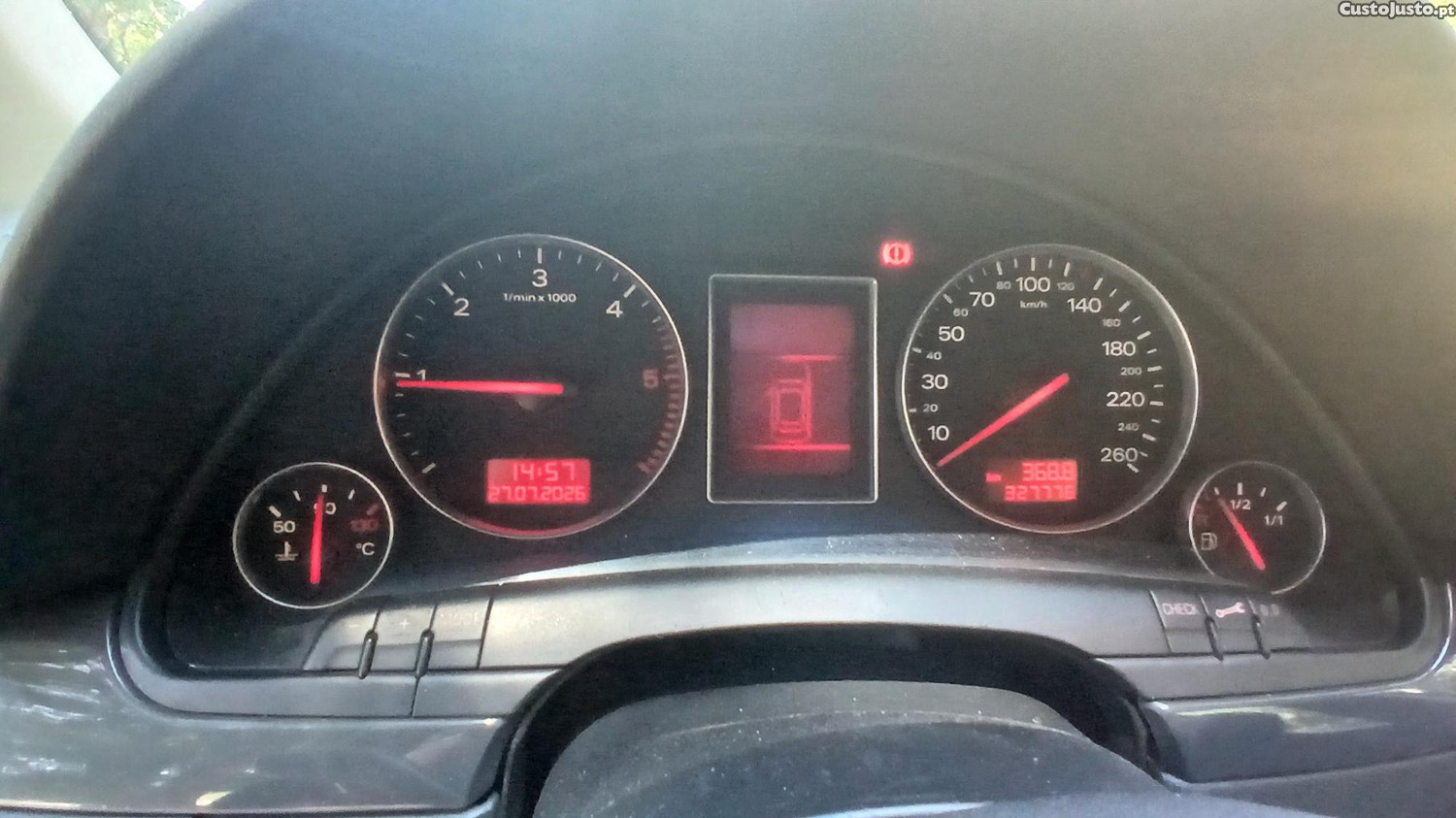 Audi A4 Avant S Line — fotografia 4